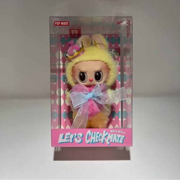 [NEW] POP MART Labubu Let's Checkmate Queen Vinyl Plush Keychain Bag Charm - Picture 4 of 13